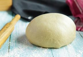 Как приготовить вкусное и нежное сдобное дрожжевое тесто для мягких булочек
